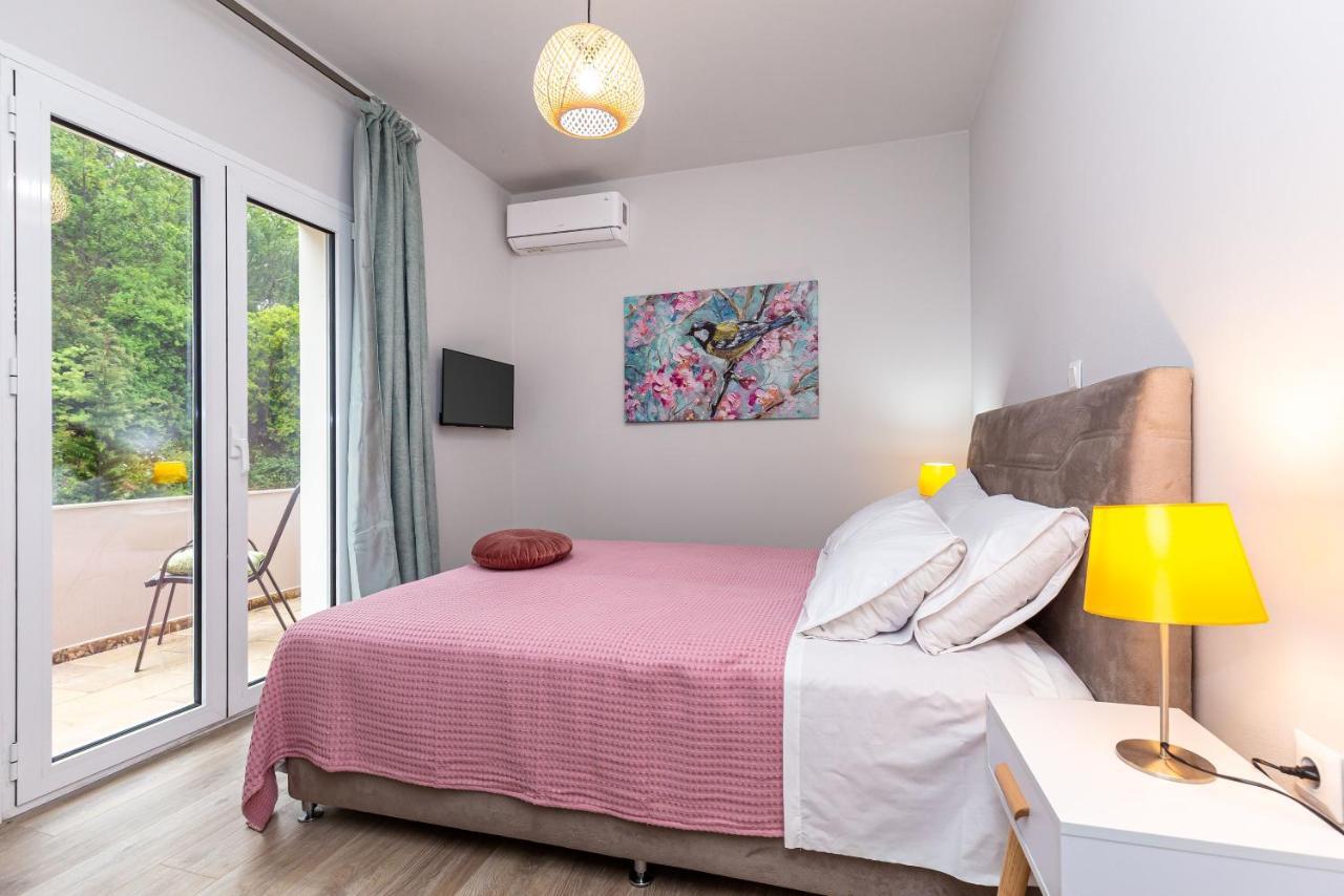 Nightingale Villa & Suites Corfu Gazatika Екстер'єр фото